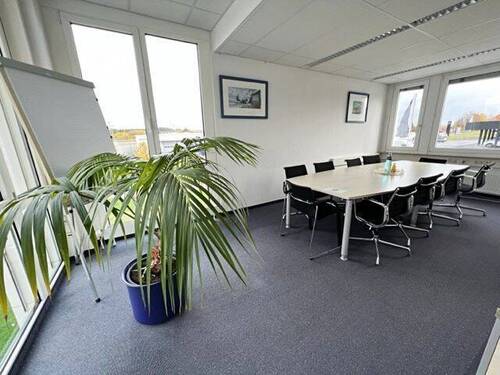 Besprechungszimmer - 