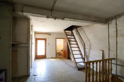 Dachgeschoss - 1 Zimmer Mehrfamilienhaus, Wohnhaus in Schongau