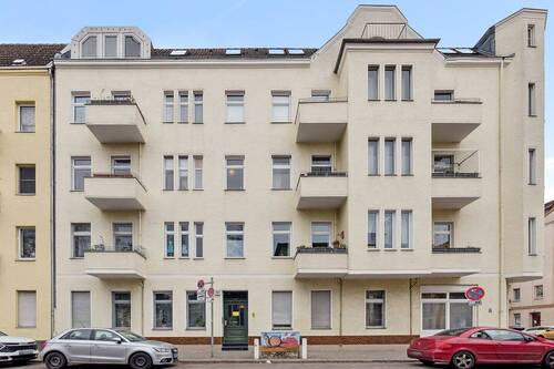 Hausansicht - 2 Zimmer Etagenwohnung in Berlin