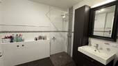 Bad mit Dusche I - 