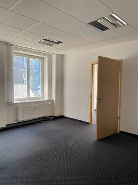 Bild 2 - 6 Zimmer Büro zur Miete in Schrobenhausen
