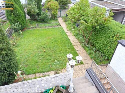 Bild 2 - 6 Zimmer Reihenendhaus zum Kaufen in Roth