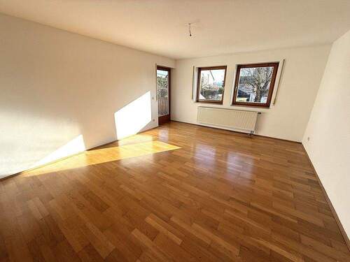 Wohnen - 4 Zimmer Etagenwohnung zur Miete in Pleinfeld