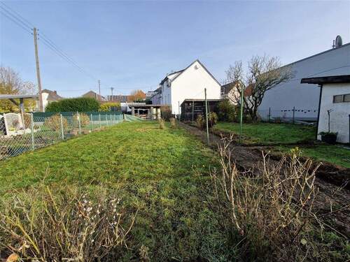 Garten - 6 Zimmer Reihenendhaus zum Kaufen in Tholey