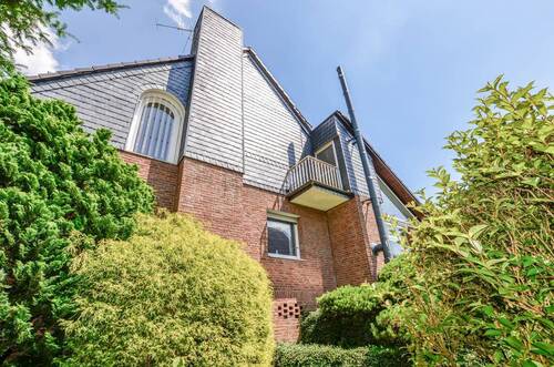 Seitenansicht - Einfamilienhaus mit 158,00 m² in Leverkusen zum Kaufen