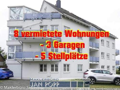 Straßenansicht - 8 Wohnungen - 3 Garagen - 5 Stellplätze