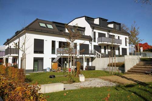 Hausansicht - 1 Zimmer Etagenwohnung zur Miete in München