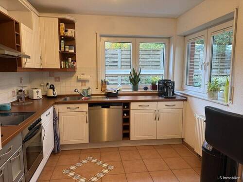 Küche - 4 Zimmer Doppelhaushälfte in Oldenburg / Ofenerdiek