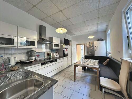 EG Küche - 5 Zimmer Mehrfamilienhaus, Wohnhaus in Krefeld