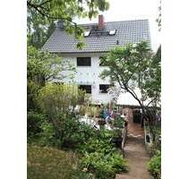 Viel Platz für die Familie Familienhaus mit Garten und Garage in 66117 Saarbrücken zu verkaufen