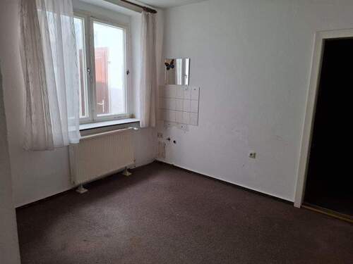 Wohn-/Schlafraum 2 im EG Vorderhaus, Mitte rechts - 