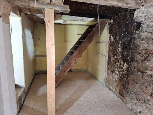 Flur im OG Vorderhaus, Treppe zum Dachboden - 