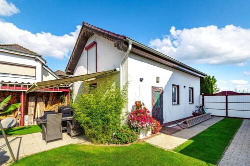 Große Garage mit Garten-Terrasse - 