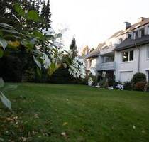 Einziehen und Wohlfühlen: Renovierte 3-Zimmer-Wohnung in ruhiger Lage - Hamburg Osdorf