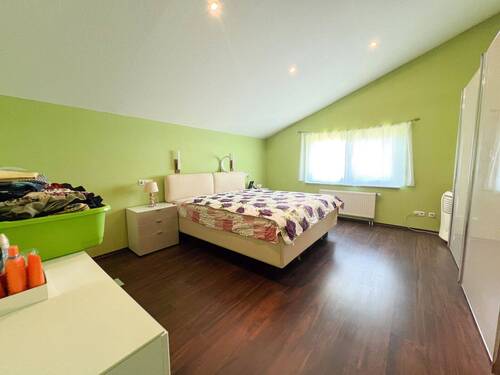 Schlafzimmer - Einfamilienhaus mit 164,20 m&sup2; in Forchtenberg zum Kaufen