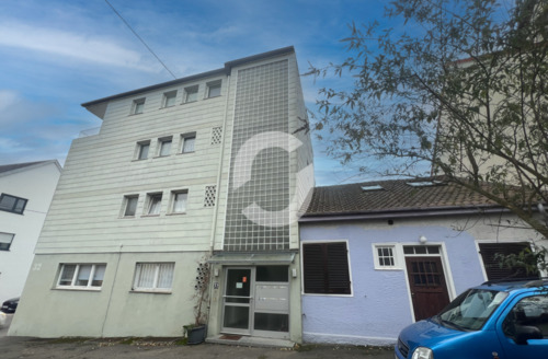 Hofansicht - 1 Zimmer Mehrfamilienhaus, Wohnhaus in Kornwestheim