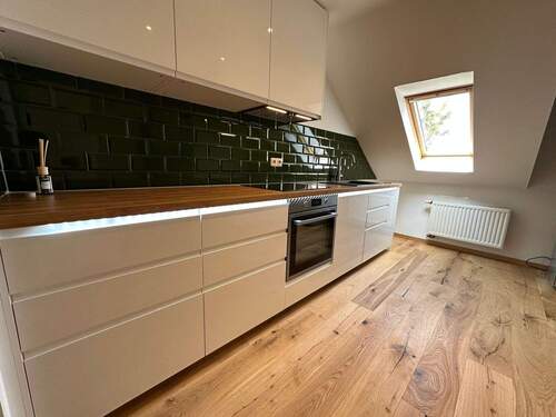 IMG_4514 - TOP Whg. im DG - EBK *** - Parkett - u.v.m. Frei ab 1.6.26