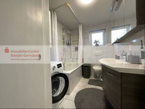 Badezimmer Whg. 4 im 1. OG rechts - 