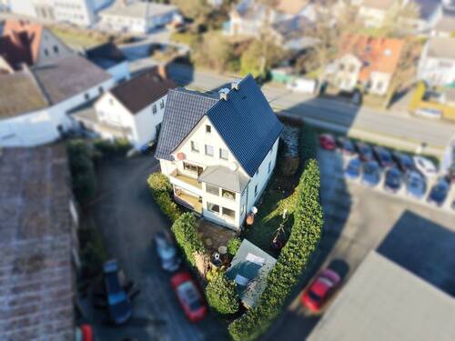 Außenansicht - 9 Zimmer Mehrfamilienhaus, Wohnhaus zum Kaufen in Oerlinghausen