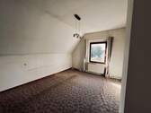 Zimmer OG mit Warmluftschacht - 