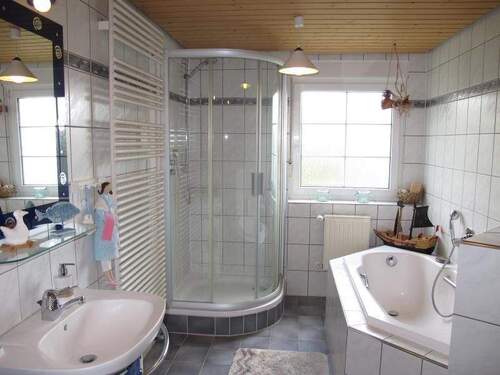 Badezimmer EG - 