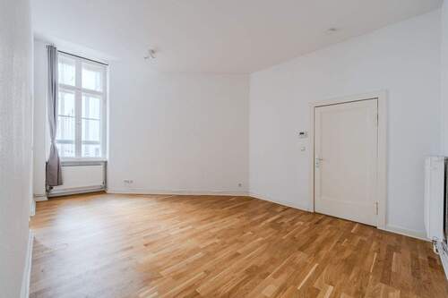 Musterfoto_Wohnzimmer - 1 Zimmer Etagenwohnung zum Kaufen in Berlin