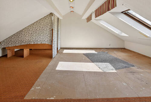 6V7A1396 - 