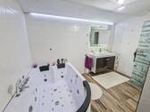 Modernes Badezimmer - 