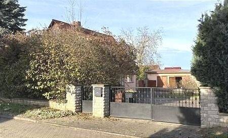 Einfahrt - Einfamilienhaus mit 146,00 m² in Gleina zum Kaufen