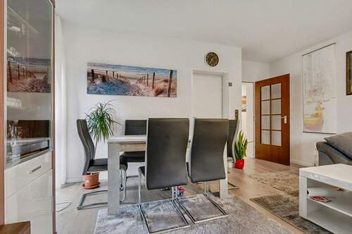 Weitere Ansicht vom Wohnzimmer - 