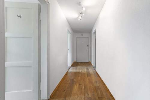 Flur - 3 Zimmer Etagenwohnung in München