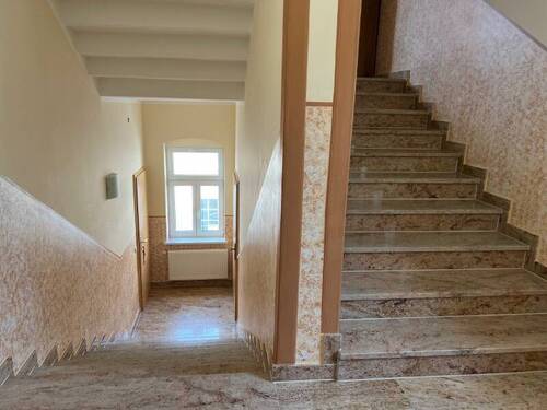 Im Hausflur - 