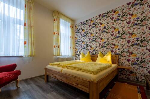 Schlafen 1 im Hochparterre - 
