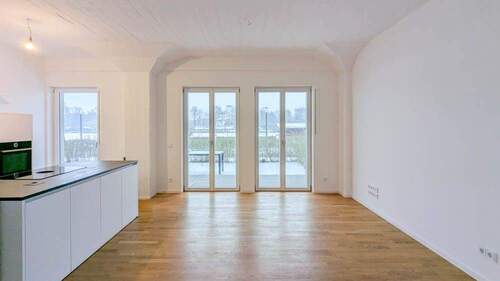 Wohnzimmer-9.jpg - HOMESK - Direkt an der Havel: 4-Zimmer-EG-Wohnung mit Garten, Terrasse und Wasserblick