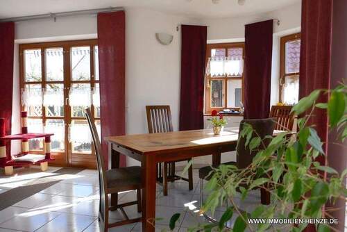 Essbereich mit vielen Terrassentüren - viel Licht! - 