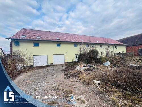 Hausansicht - 1 Zimmer Mehrfamilienhaus, Wohnhaus zum Kaufen in Redekin