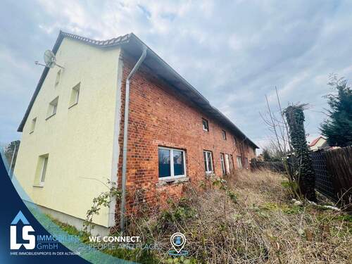 Hausansicht Rückseite - 1 Zimmer Mehrfamilienhaus, Wohnhaus in Redekin