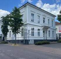 Repräsentatives, denkmalgeschütztes Wohn- u.Geschäftshaus mit eigenem Parkplatz in 41189 MG-Wickrath - Mönchengladbach-Wickrath