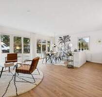 Vielseitiges Mehrgenerationenhaus in PI-Thesdorf - Pinneberg