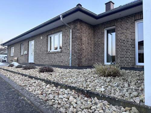 Bild 3 - 5 Zimmer Einfamilienhaus in Schiffdorf