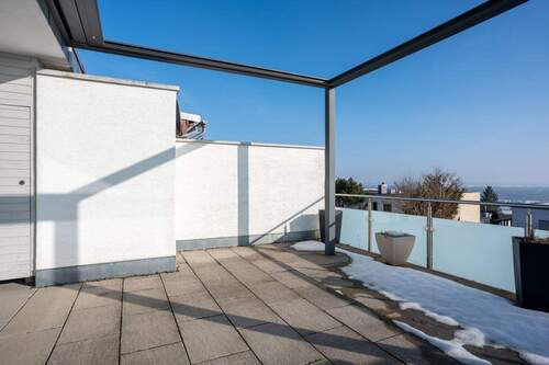 Balkon mit Pergola - 