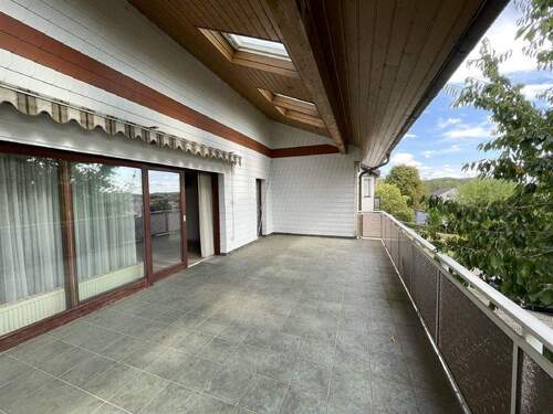 Bild3 - 6 Zimmer Einfamilienhaus in Calden