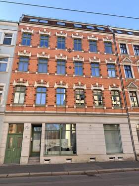 Hausansicht - Günstiges BüroLaden mit Schaufenster