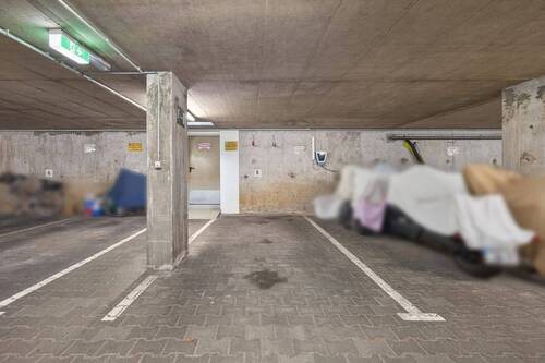 Tiefgaragenstellplatz - 