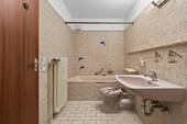 Badezimmer - Etagenwohnung mit 86,90 m&sup2; in Stutensee / Blankenloch zum Kaufen