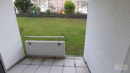 Terrasse mit Gartenzugang - 