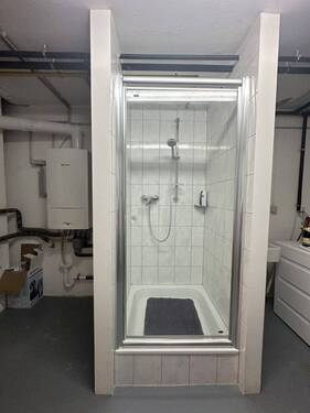 Zusätzliche Dusche im Keller - 