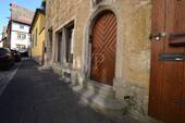 Hauseingang - Mehrfamilienhaus, Wohnhaus mit 160,00 m² in Rothenburg ob der Tauber zum Kaufen