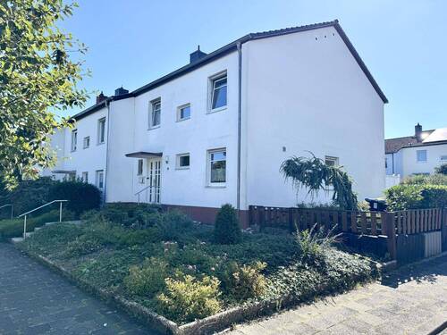 Außenansicht - 3 Zimmer Reihenendhaus zum Kaufen in Kaiserslautern