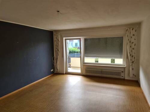 Wohn-/Esszimmer - Großzügige 4-Zimmer-Wohnung in ruhiger Lage von Ebringen